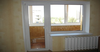 Ремонт балконной двери Надым, цена от 975 руб.